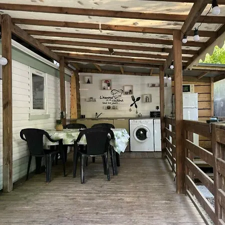 Camping Mobil-home Le Ch'ti Gard *